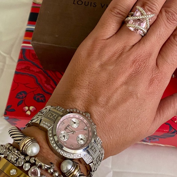 FENDI monogram diamonds watch - Picture 1 of 4